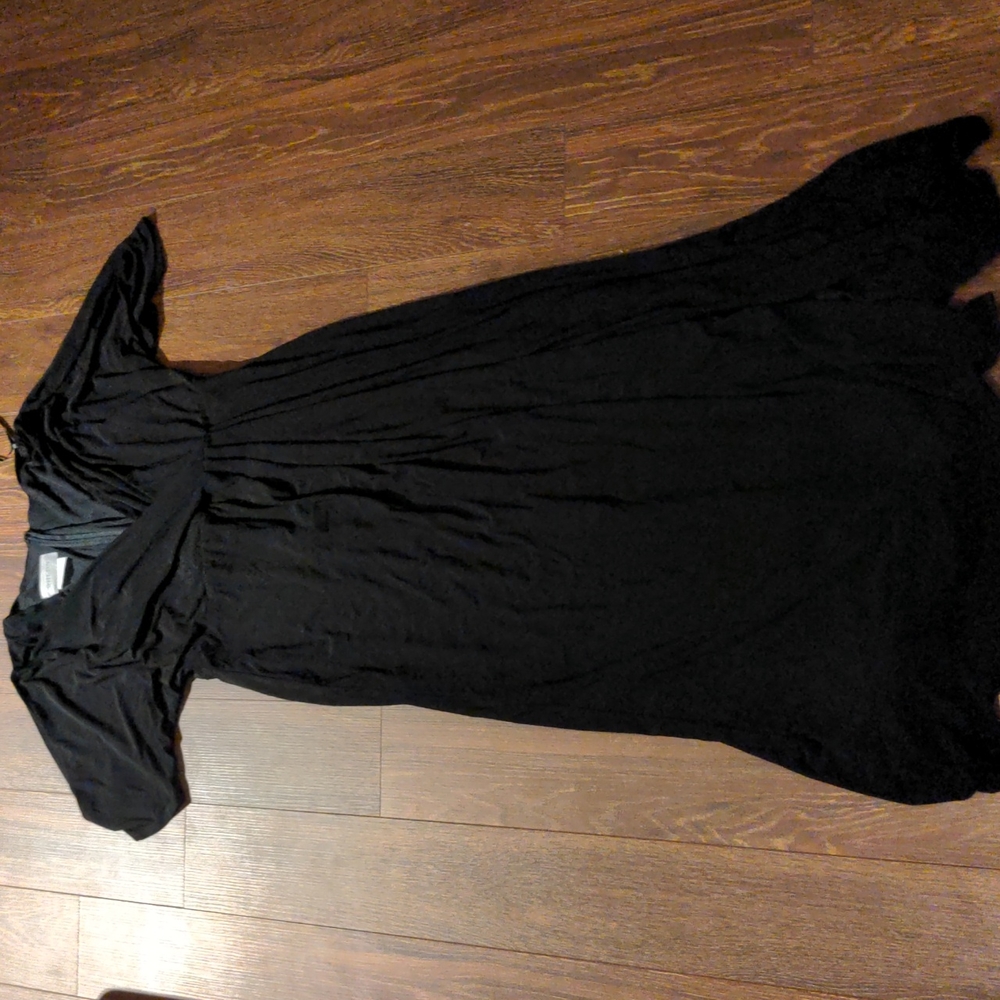 BHLDN wedding dress. Black size 16. Zipped back